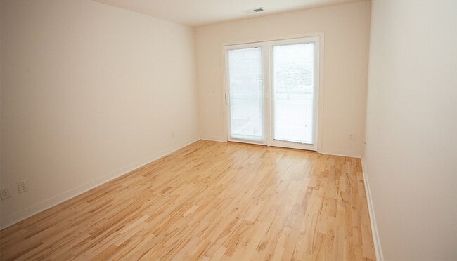 Photo - 242 E Water St Unit 106