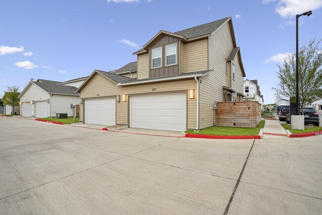 Photo - Avendale Painted Tree