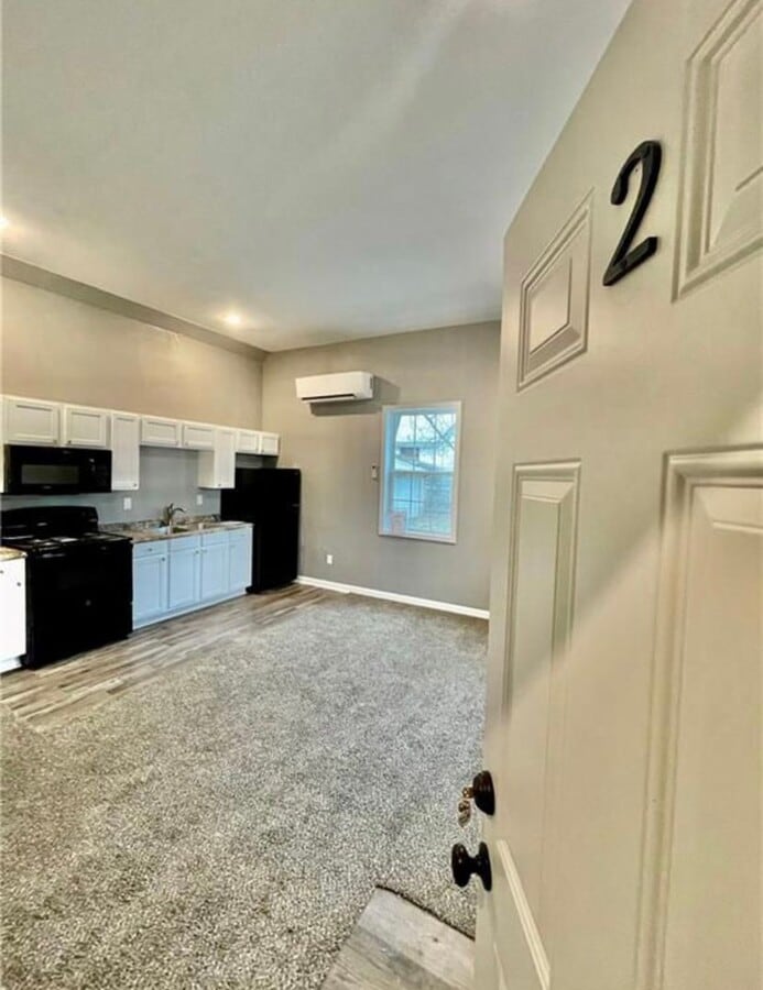 Photo - 323 N Ash-