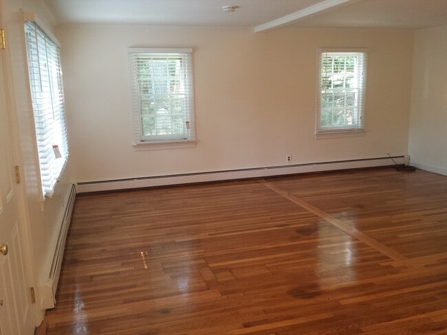 Photo - 342 Conant Rd