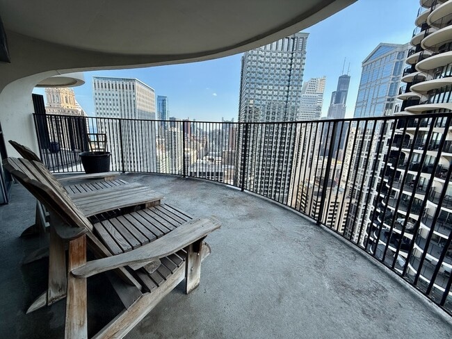 Photo - 300 N State St Unit 4635