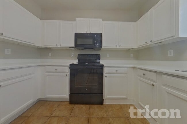Photo - 11418 W Mountain View Dr