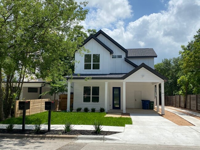 Unit 1 (3bd/2.5ba) - 413 W Odell St Unit 1