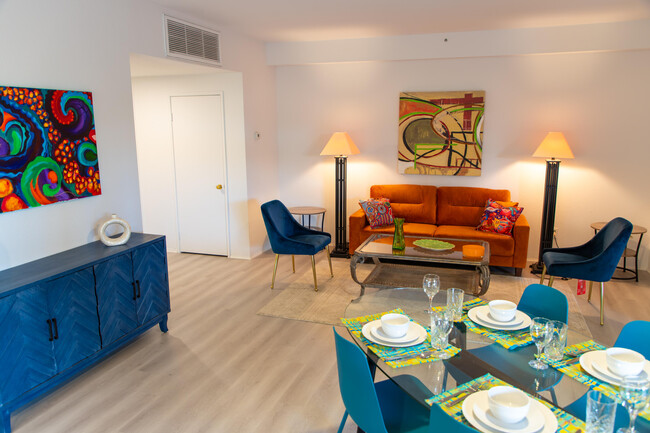 Photo - 255 S Avenida Caballeros Condo Unit 305