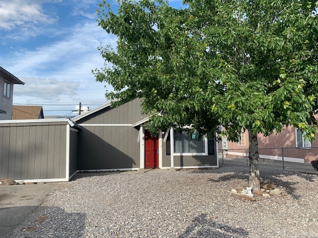 Photo - 325 S Chelan Ave