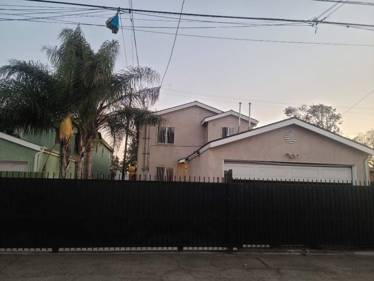 Photo - 79(633) Unit 79(635B)