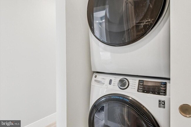 Photo - 2401 N 2nd St Unit F3