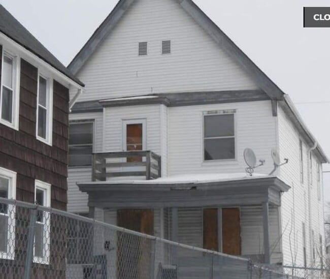 Building Photo - 1938N26thY Unit 1938