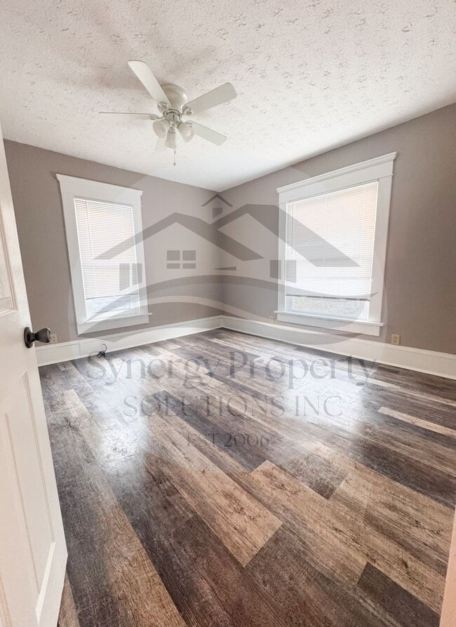 Photo - 403 Sherman Pl Unidad #2