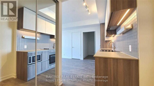 Photo - 898 Portage Pkwy Unit 4512