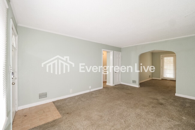 Photo - 7506 Lydia Ave