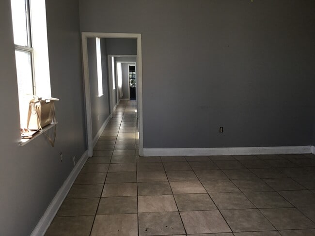 Photo - 400 Avenue B Unit B