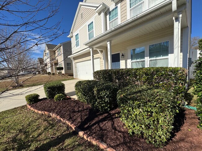 Photo - 291 Ranlo Ave