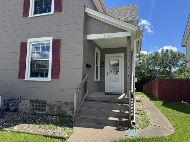 Photo - 1721 W 16th St