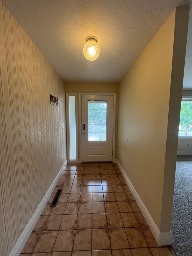 Photo - Spacious Family Home in Highland High School Area – Pocatello, ID!