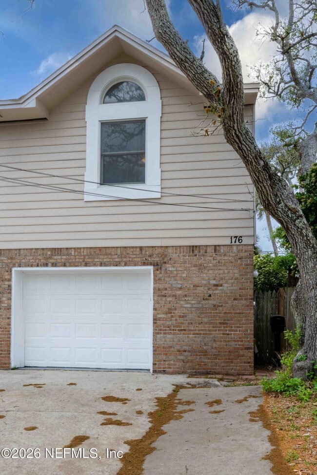 Building Photo - 176 East Coast Dr