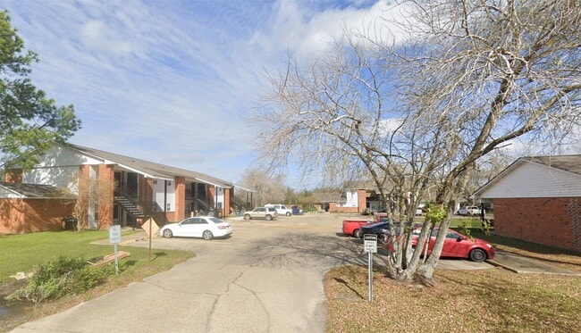 Photo - 1800 W 3rd St