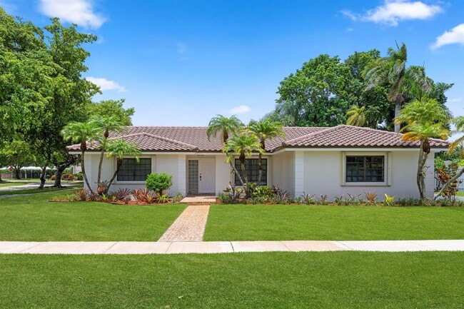 Building Photo - 8355 SW 82nd Ter Rental