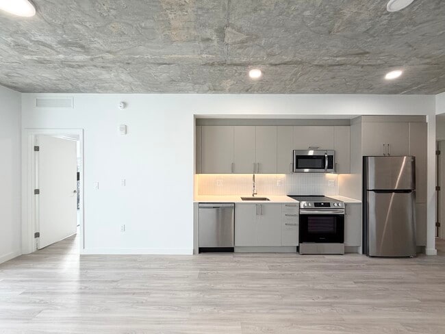 Building Photo - 1635 NE Miami Ct Unit A1