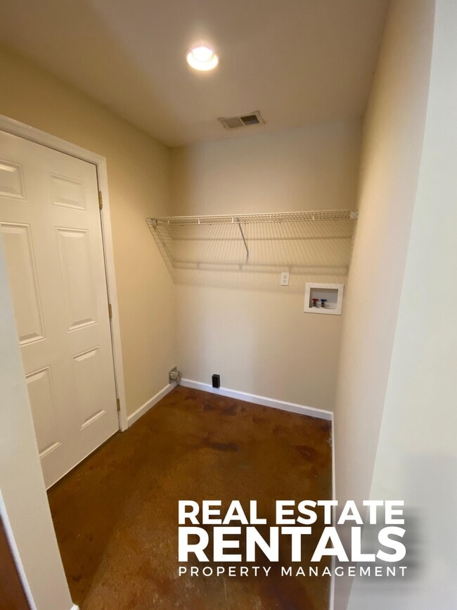 Photo - 1817 Emanuel Ave