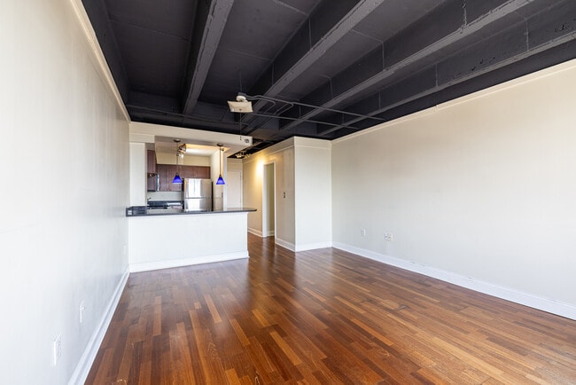 2479 Peachtree Rd NE