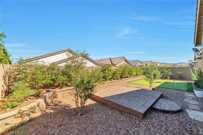 Photo - 318 Homeward Way