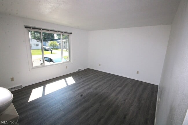 Photo - 1162 Jackson St