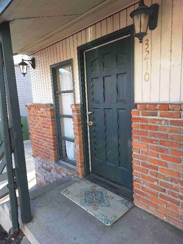 Photo - 3204-3216 Busch St Unidad 3210