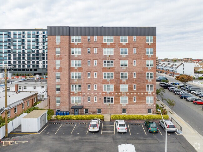 Photo - Seward Park Cooperative