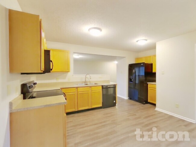 Photo - 10892 Woods Dr