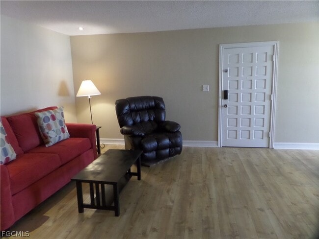 Photo - 3905 Del Prado Blvd S Unidad D201