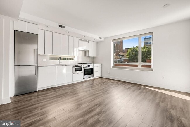 Photo - 1311 13th St NW Unit 409