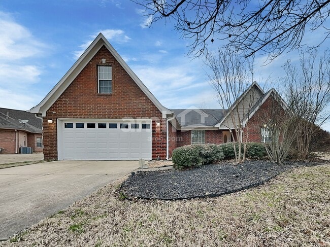 Building Photo - 6768 Cassidy Dr