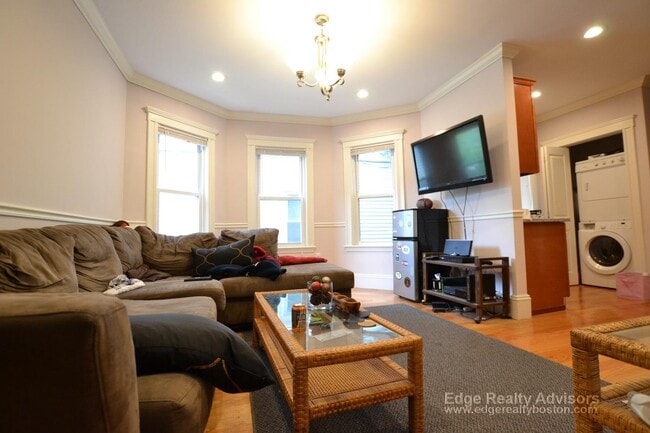 Photo - 58 Tremont St