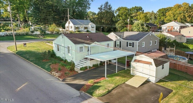 Photo - 707 Lincoln Ave