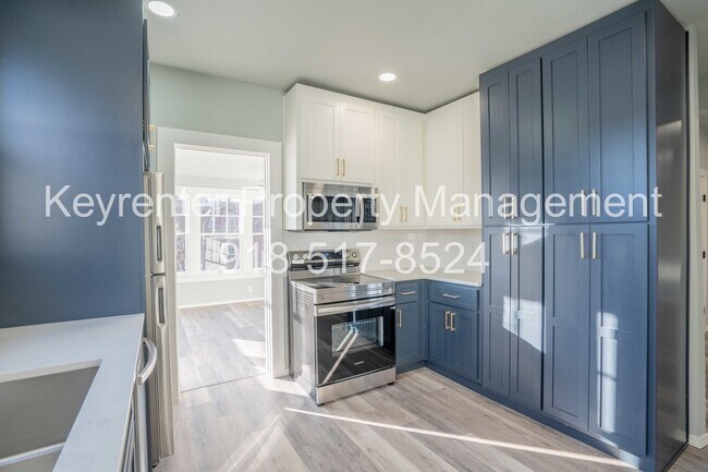 Photo - Prime Location! 2bed/ 2 bath! Schedule a tour today!