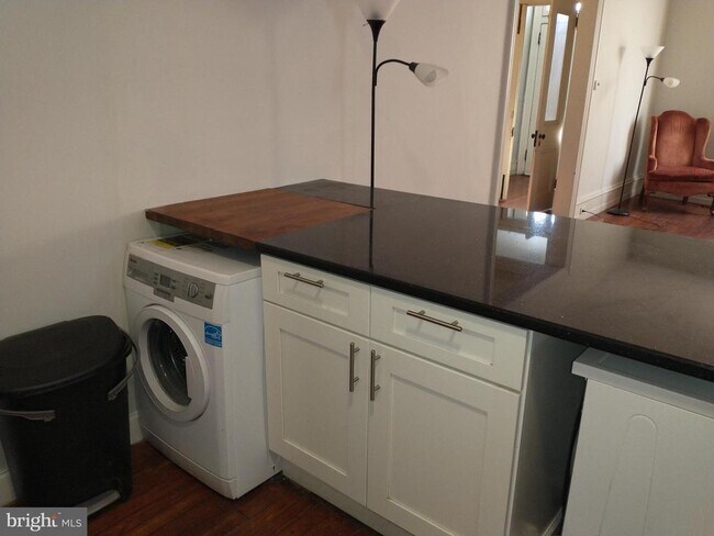 Photo - 6845 Germantown Ave