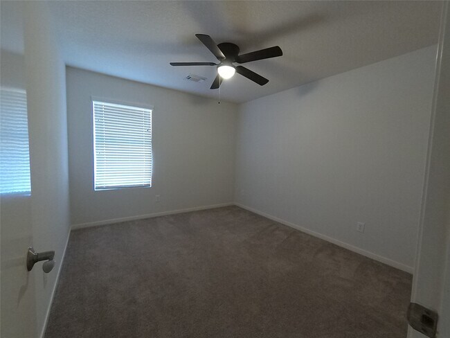 Photo - 18418 Burgundy Sky Way