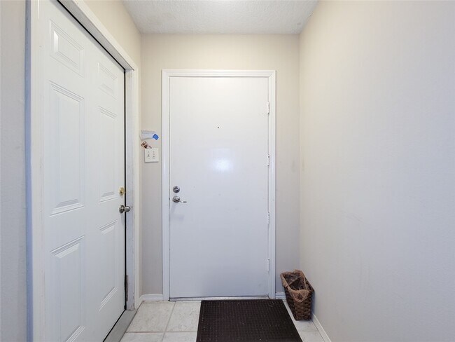 Photo - 412 Land Grant Dr