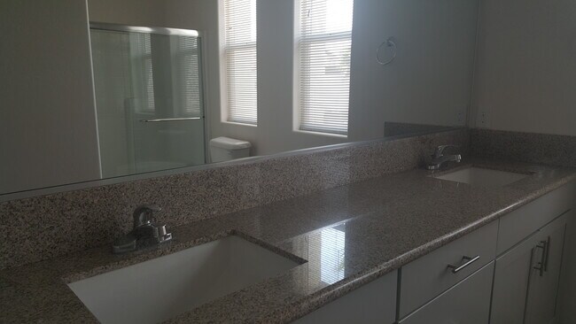 Photo - 1566 Tilman Ln