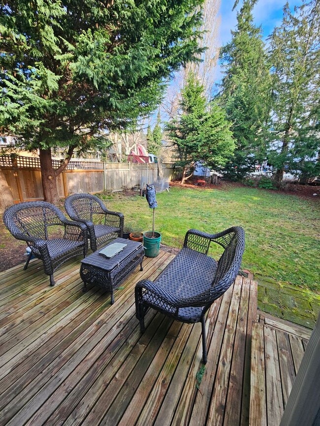 Photo - 3 Bedroom, 2 Bathroom House in Bellingham!