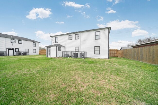 Photo - 904 Beverly Ave Unit C