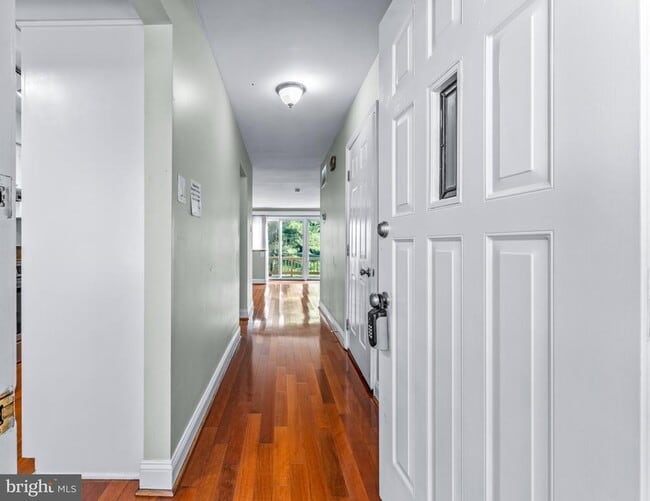 5095 Columbia Rd