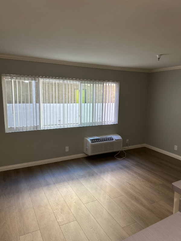 Photo - 5811 Tujunga Ave Unidad 303