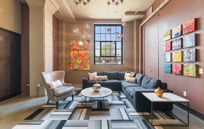 Buzza Lofts of Uptown