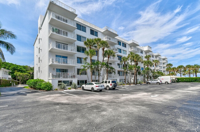 Photo - 170 N Ocean Blvd Unit 206