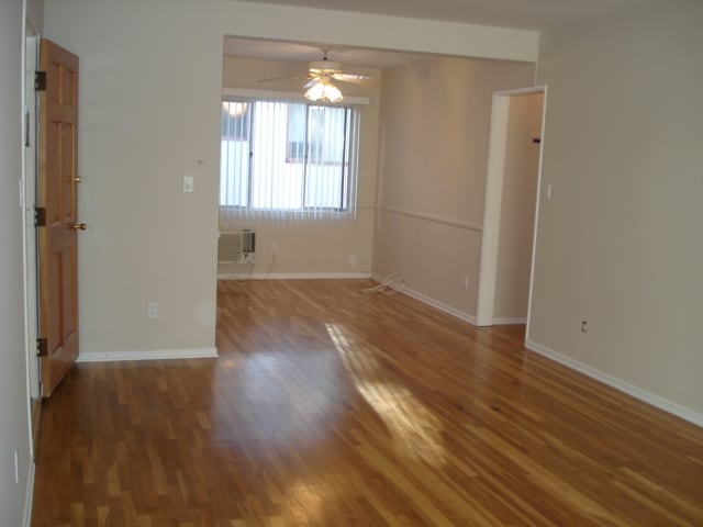 Building Photo - 1064 S Wooster St Unit atinaproperties@gmail.com