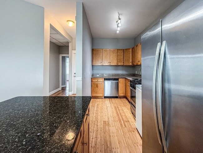 Photo - 120 Gladstone St Unit 3