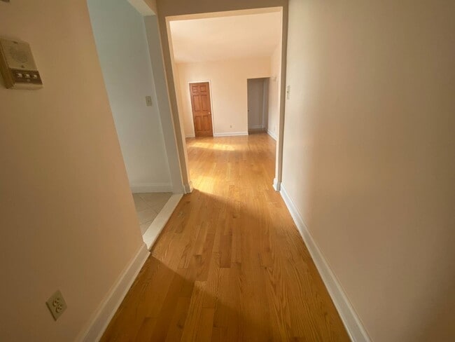 Photo - 8302 6th Ave