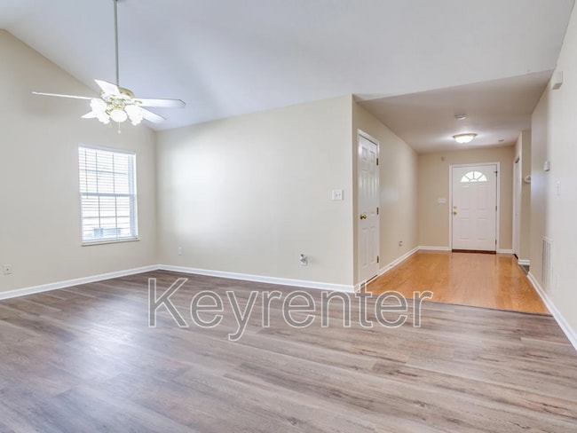 Photo - 947 Spring Park Rd